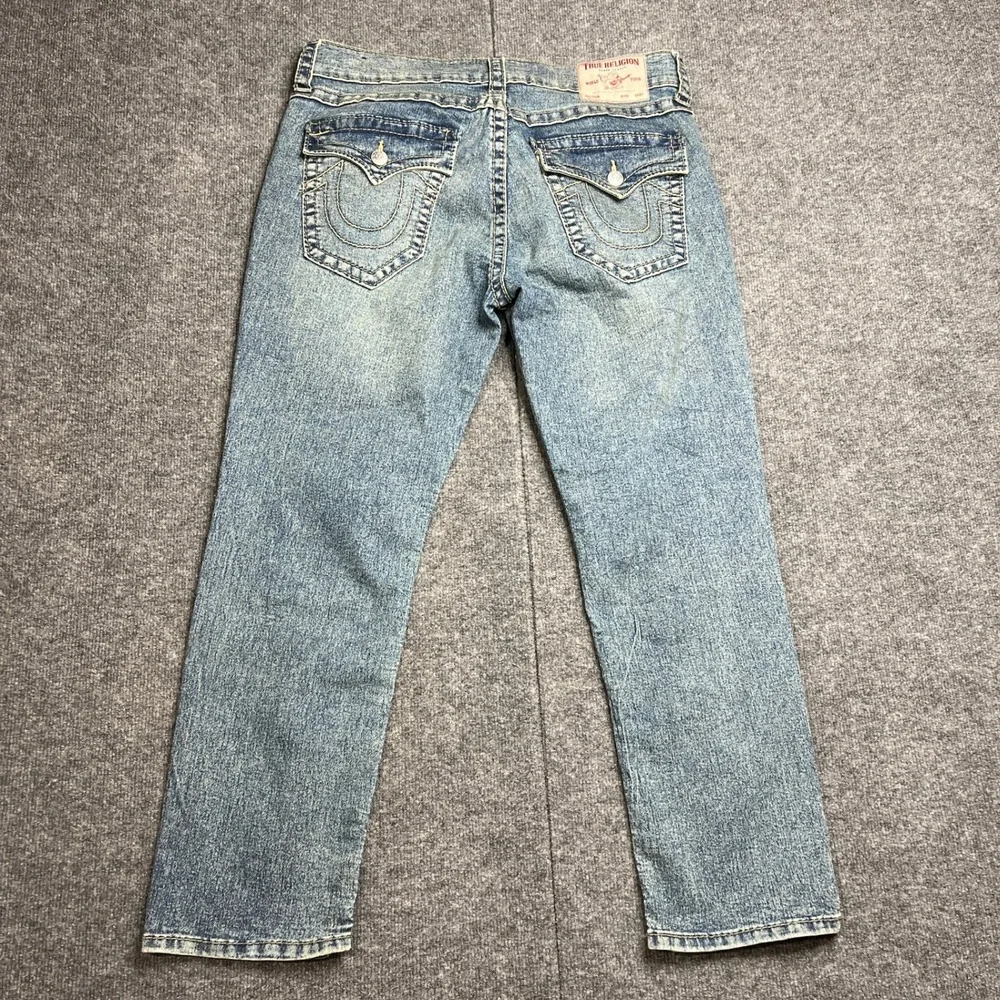 True Religion Mens 36 Geno Big T Flap Slim Jeans Light Wash Blue‎ 70219N30R1